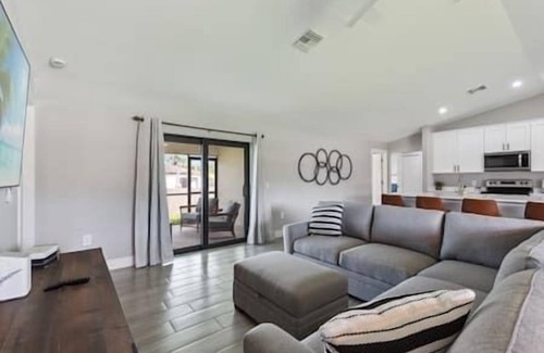San Carlos Park House | Cozy Fort Myers home minutes from RSW/FGCU!