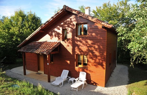Souillac Ski Chalet | Cozy chalet in the woods of the beautiful Dordogne