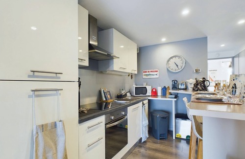 Saint-Gilles-Croix-de-Vie Apartment | Cozy apartment for 4, in the center of St-Gilles