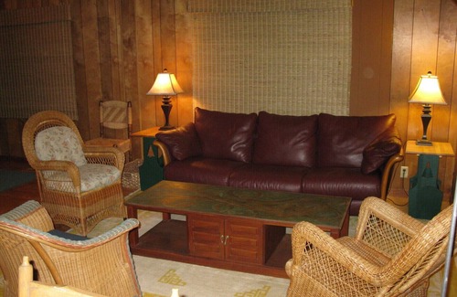 Port Angeles Cabin | Cozy Freshwater Bay/Elwha River Cabin