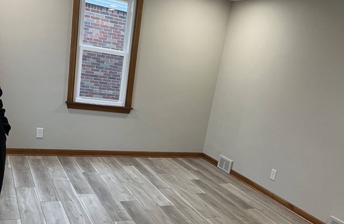 Cheektowaga House | Cozy furnished 4 bedroon house centrally located. Easy access to all in Buffalo.