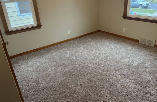 Cheektowaga House | Cozy furnished 4 bedroon house centrally located. Easy access to all in Buffalo.