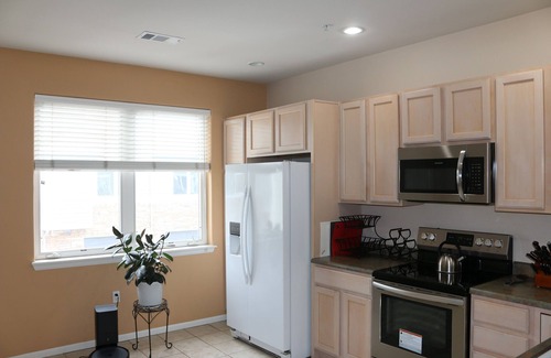 Columbine Valley House | Cozy furnished townhouse with high-speed internet