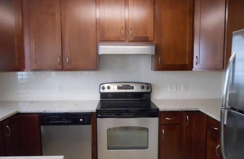 Stamford Apartment | Cozy get away in Stamford
