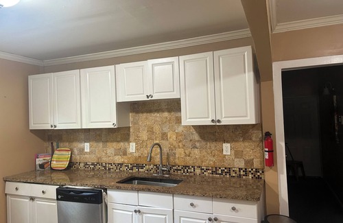 Collier Heights House | Cozy Get Away
