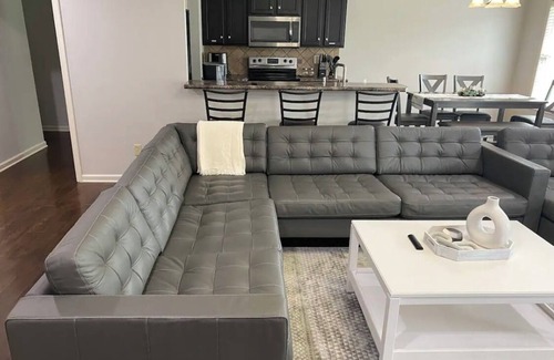 Jackson House | Cozy getaway from home!