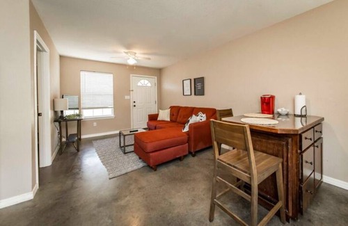 Russellville Condo | Cozy Getaway near ATU and ANO