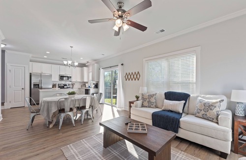 Goose Creek House | Cozy Getaway: Spacious Haven for Families & Groups Near Attractions