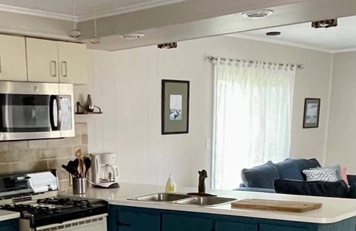 Onekama House | Cozy getaway!