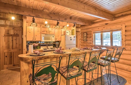 Essex Cabin | Cozy Glacier Park Log Cabin - 'Best in the West!'