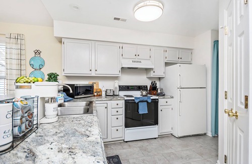 Carolina Forest Condo | Cozy Golf Retreat w/Pools, Hot Tub & Balcony!