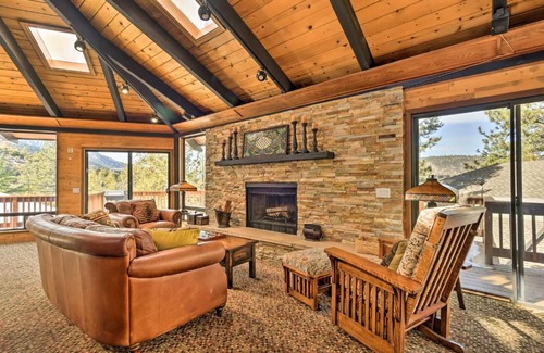 Pine Mountain Club House | Cozy Grand Woodland Cabin with Mountain Views