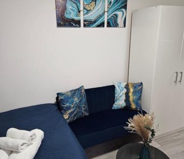 Kensal Green Apartment | Cozy Ground-Floor Studio, Excellent City Access
