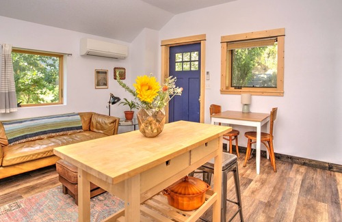 White Salmon House | Cozy Guest Home in Downtown White Salmon