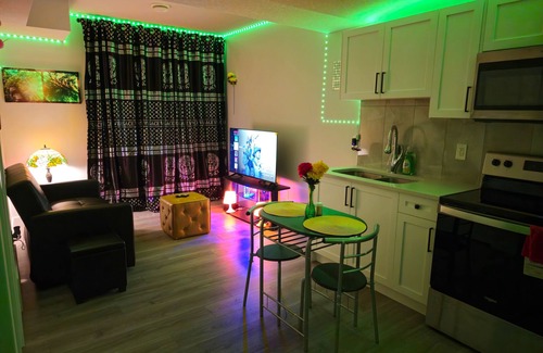Southwest Edmonton House | Cozy Guest Suite Close to YEG Airport