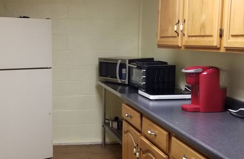 Candler Apartment | COZY GUEST SUITE ON SEPARATE FLOOR & PRIVATE ENTRANCE