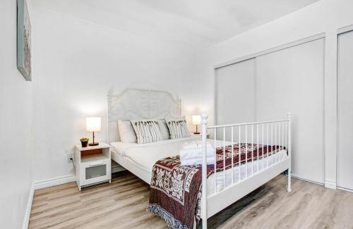 Alhambra Apartment | Cozy Guesthouse near Downtown Alhambra