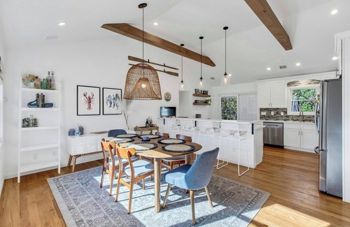 Hampton Bays House | Cozy Hamptons beach home centrally located to all the Hamptons has to offer