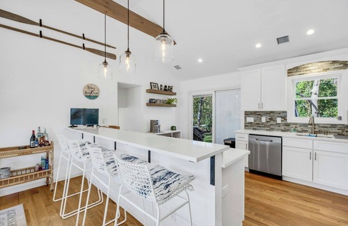 Hampton Bays House | Cozy Hamptons beach home centrally located to all the Hamptons has to offer