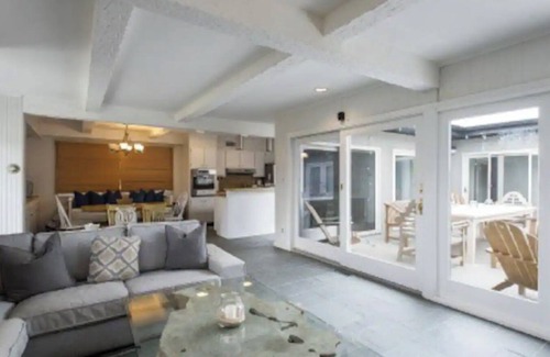 Napeague House | Cozy Hamptons Beach House 1 Block from the Beach!