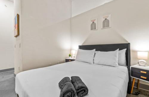 Fort Worth Apartment | Cozy Haven Steps Away from University Life