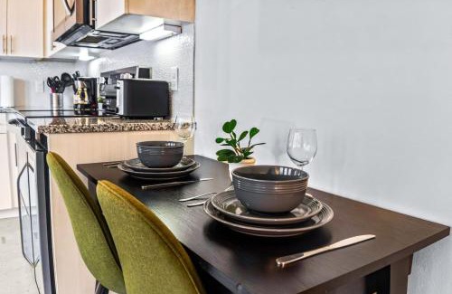 Fort Worth Apartment | Cozy Haven Steps Away from University Life