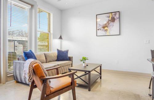 Fort Worth Apartment | Cozy Haven Steps Away from University Life
