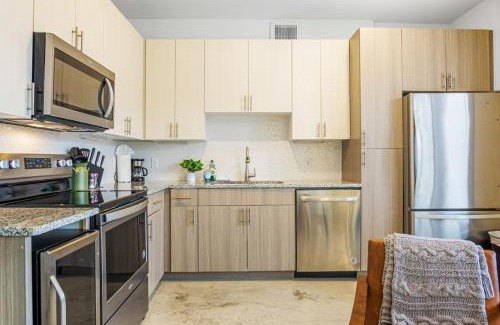 Fort Worth Apartment | Cozy Haven Steps Away from University Life
