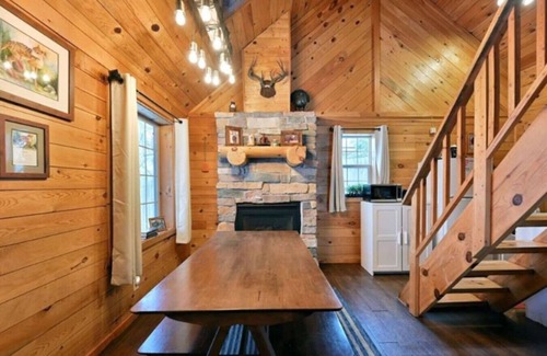 Hayward Cabin | Cozy Hayward Moose Lake Getaway