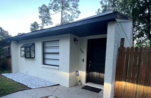 Gainesville House | Cozy Hidden Gem in Gainesville, Fl