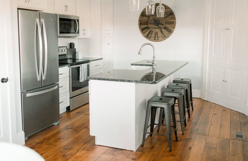 Bausman Other | Cozy Hilltop Farmhouse *Newly Renovated*