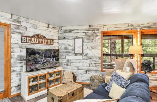 Kachina Village Apartment | Cozy Hilltop Retreat Quiet Street Near Downtown and NAU Private Forested Setting