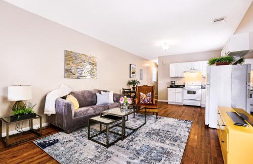 Mid-City Apartment | Cozy Historic 2BR House 10 Min to French Quarter