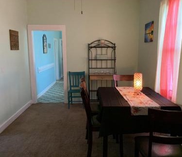 Willoughby Spit House | Cozy Historic Beach House in Ocean View cottage