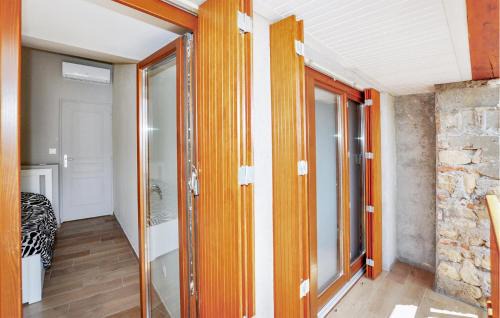Saint-Genis House | Cozy Home In Saint-Génis-Des-Fontaines