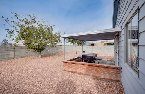 North Las Vegas House | Cozy home! 18 min away from Strip and Fremont!