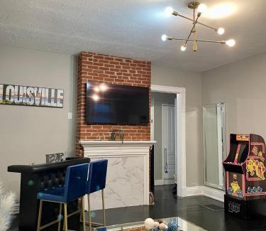 Louisville Apartment | Cozy Home Apartments