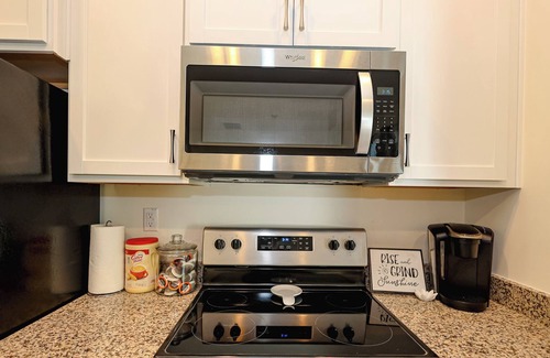 Southeast Raleigh House | *Cozy Home - Close to Downtown Raleigh*