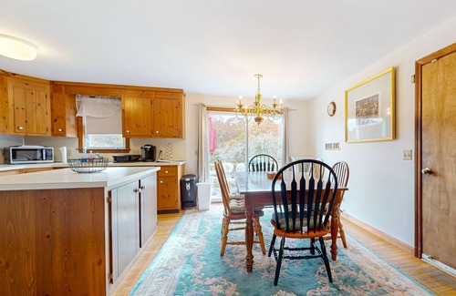 East Orleans House | Cozy home close to the beach with deck, porch, W/D, & foosball table