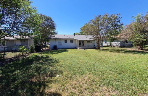 General Krueger House | Cozy home close to downtown with great amenities