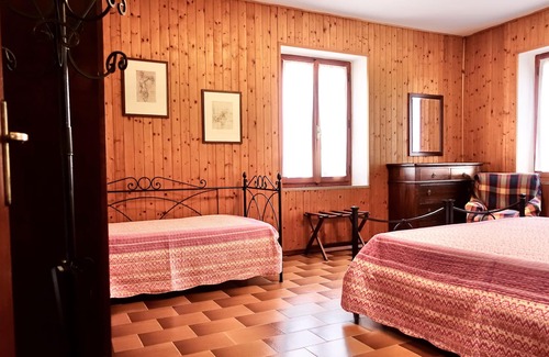 Sovicille Other | Cozy home for 4 people with heated pool 15 minutes from Siena