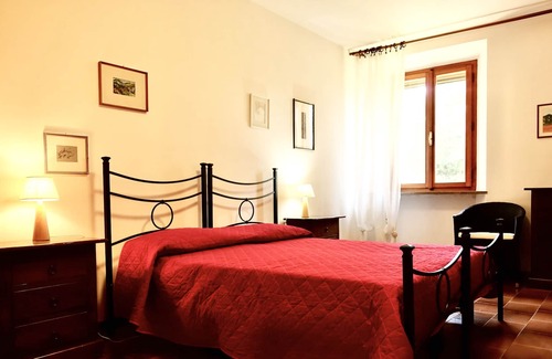 Sovicille Other | Cozy home for 4 people with heated pool 15 minutes from Siena