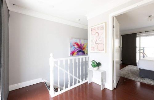 Woolloomooloo Apartment | Cozy Home for 8 people