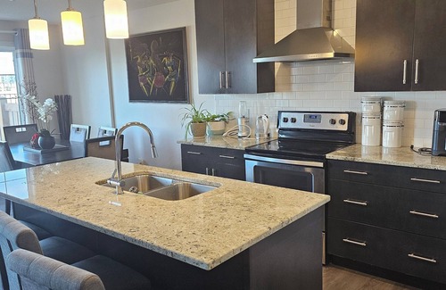 West Edmonton House | Cozy Home for Relaxation in a Quiet Neighborhood