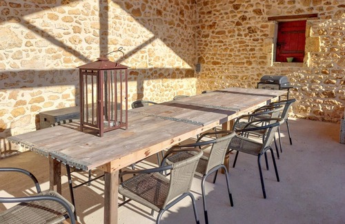 Lussas-et-Nontronneau House | Cozy home in Lussas et Nontronneau