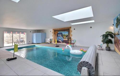 Bourbriac House | Cozy Home In Bourbriac
