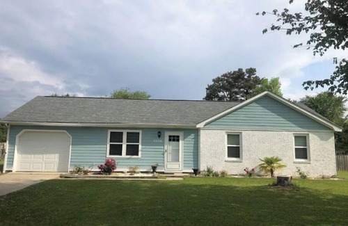 Morehead City House | Cozy Home in Central Morehead 5min. from the Beach