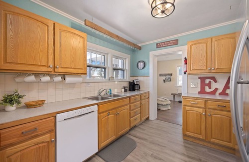 Loveland House | Cozy Home in Downtown Loveland W/Free Bikes!