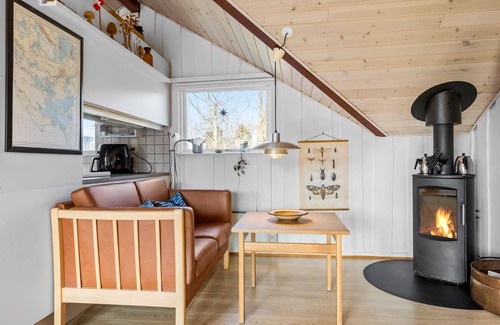 Rendbjerg House | Cozy home in Egernsund with WiFi
