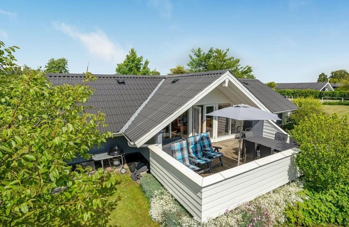 Rendbjerg House | Cozy home in Egernsund with WiFi